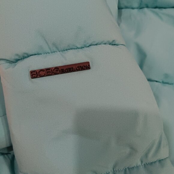 BGBG Generation premium performance teal puffer jacket / Size M - Picture 6 of 8